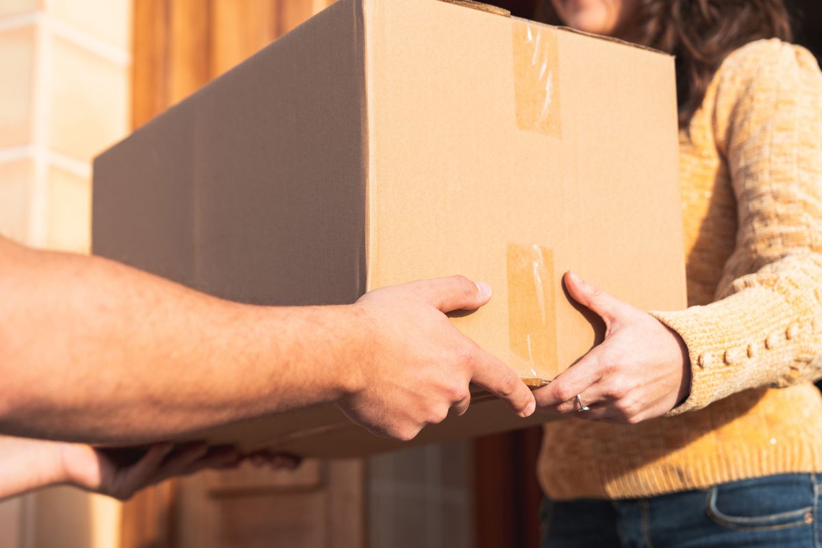 How Toronto's 3PL Providers Enhance Same-Day Delivery Services