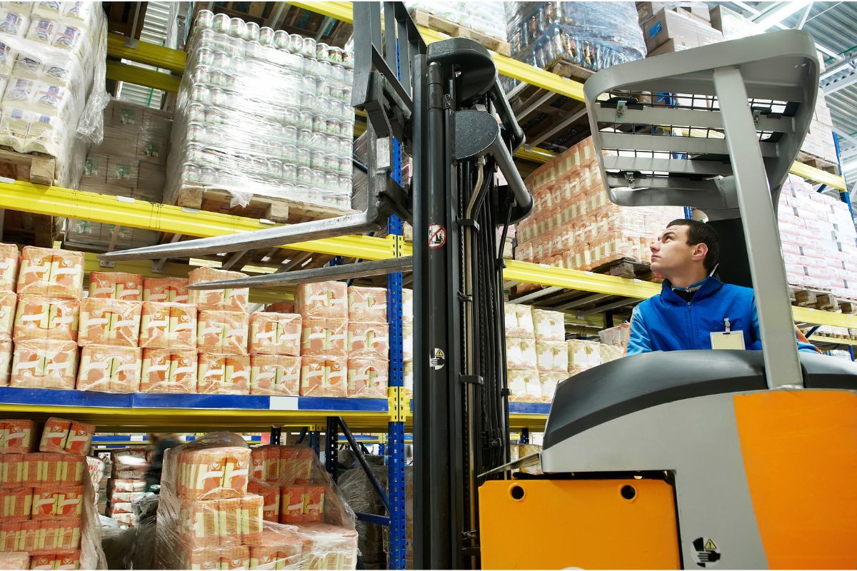 The Supply Chain Journey Through a Food-Grade Warehouse